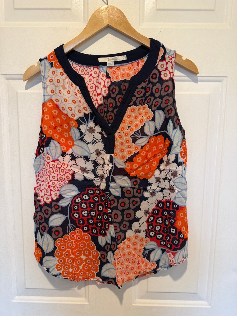 Boden Sleeveless V Neck Floral Semi Sheer Tank Top